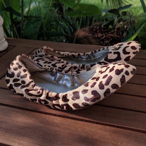 Audrey Brooke Shoes - Audrey Brooke 8.5 animal print Lydia flats cheetah